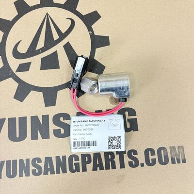 Hyunsang Excavator Parts Solenoid Valve Coil 6676566 For S220 S250 S300 A220